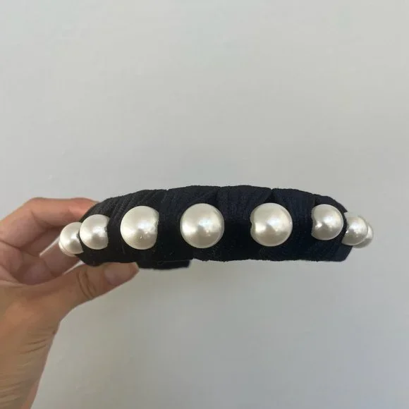 Large Pearl Velvet Headband - Picture 6 of 6